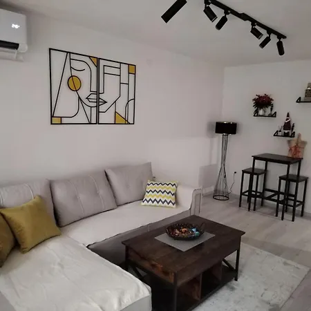 Point Apartman *